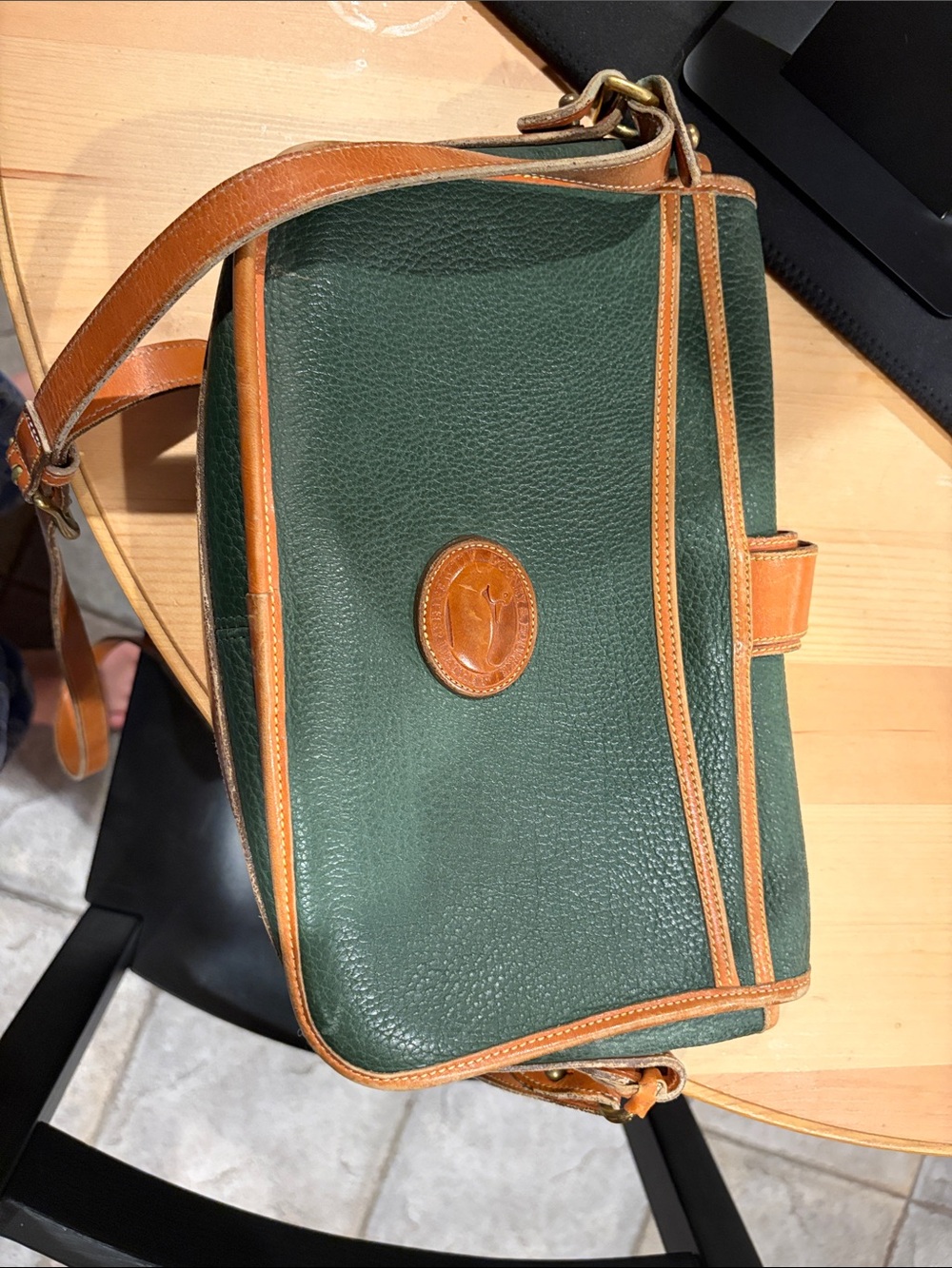 Vintage Dooney & Bourke Green and Brown Leather Crossbody Bag - Picture 2 of 2